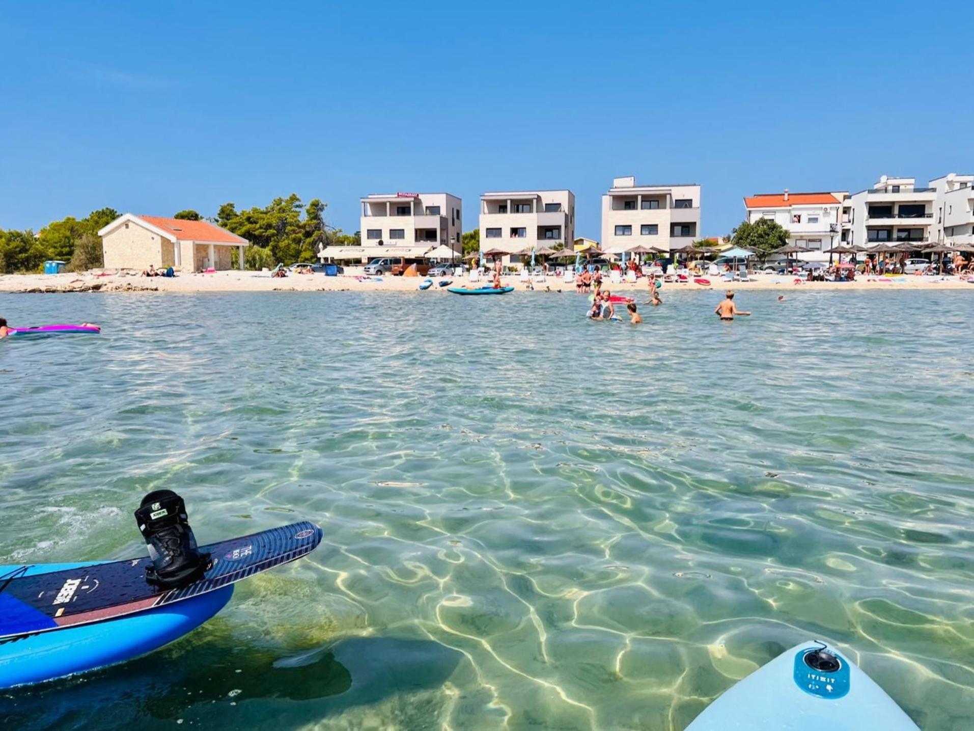 Apartments The Beach Resort Vir Esterno foto