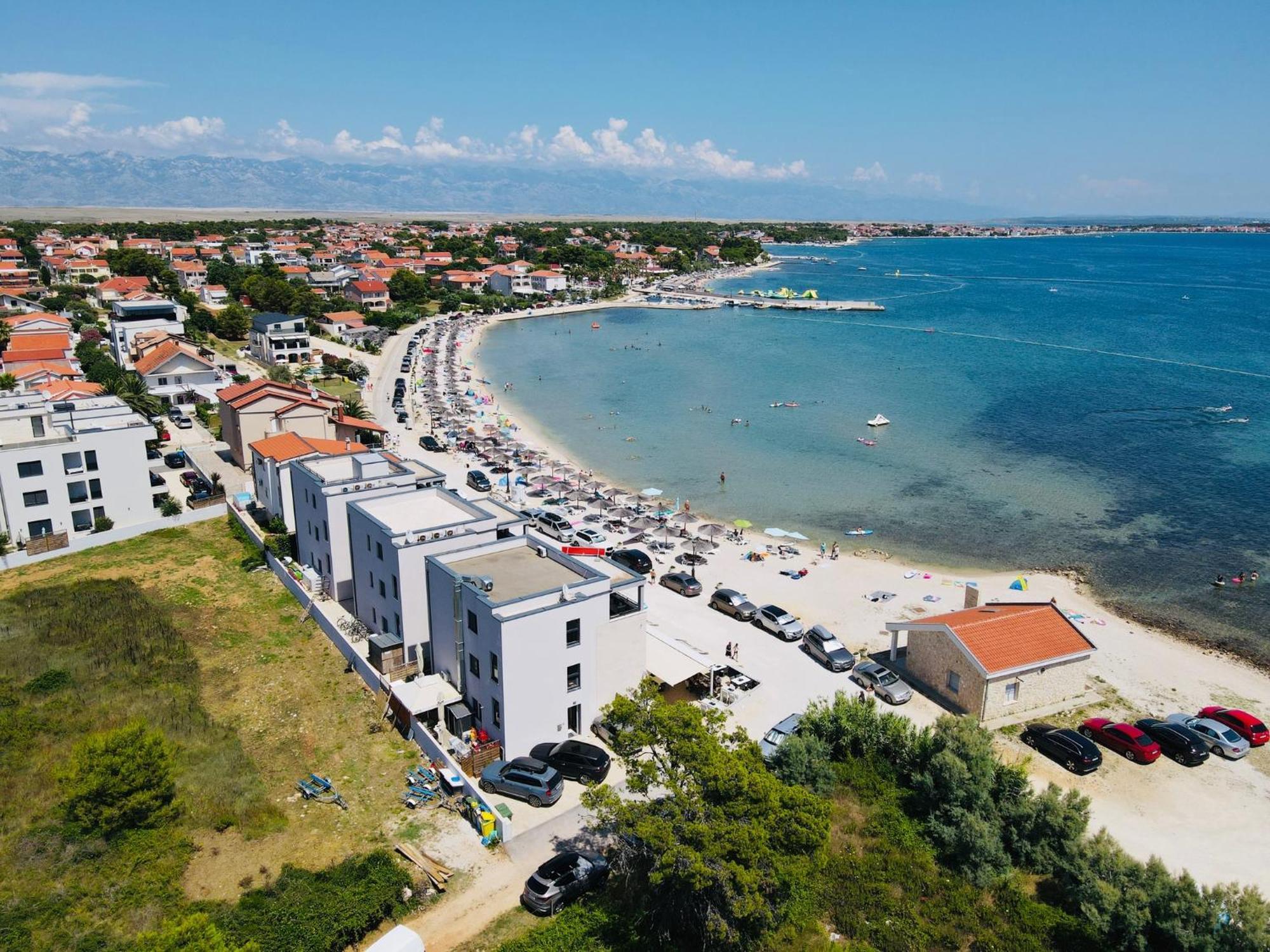 Apartments The Beach Resort Vir Esterno foto