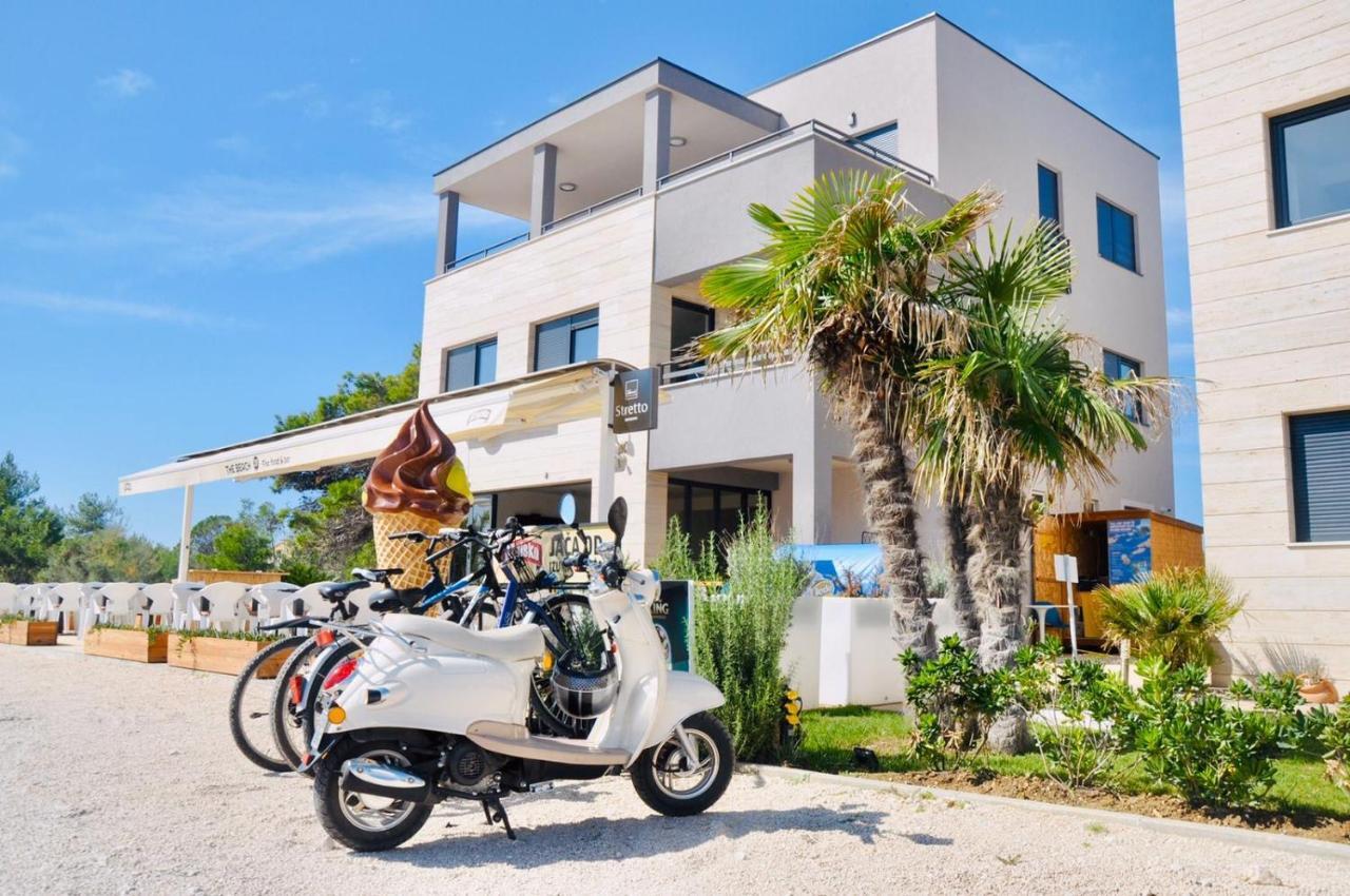 Apartments The Beach Resort Vir Esterno foto
